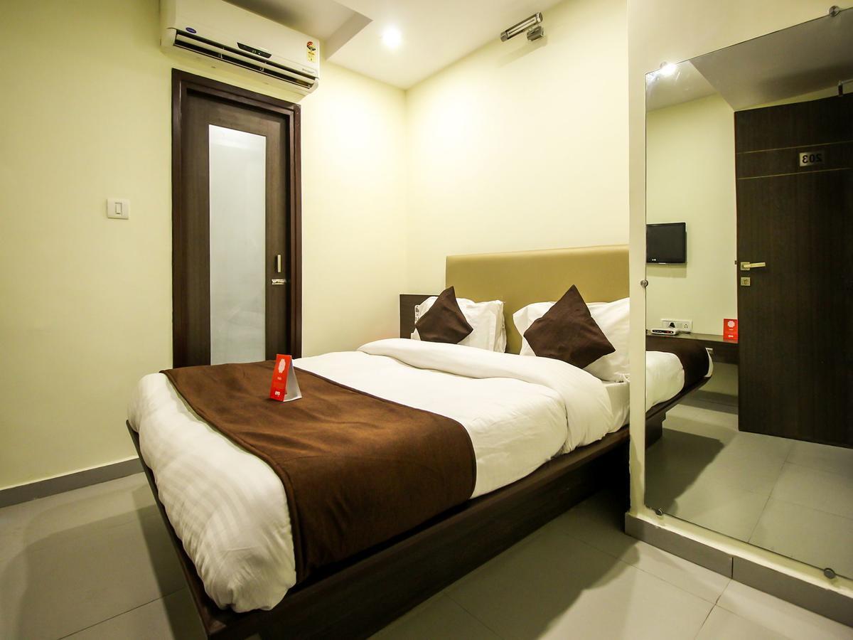 New Rajdhani Hotel 巴罗达 外观 照片
