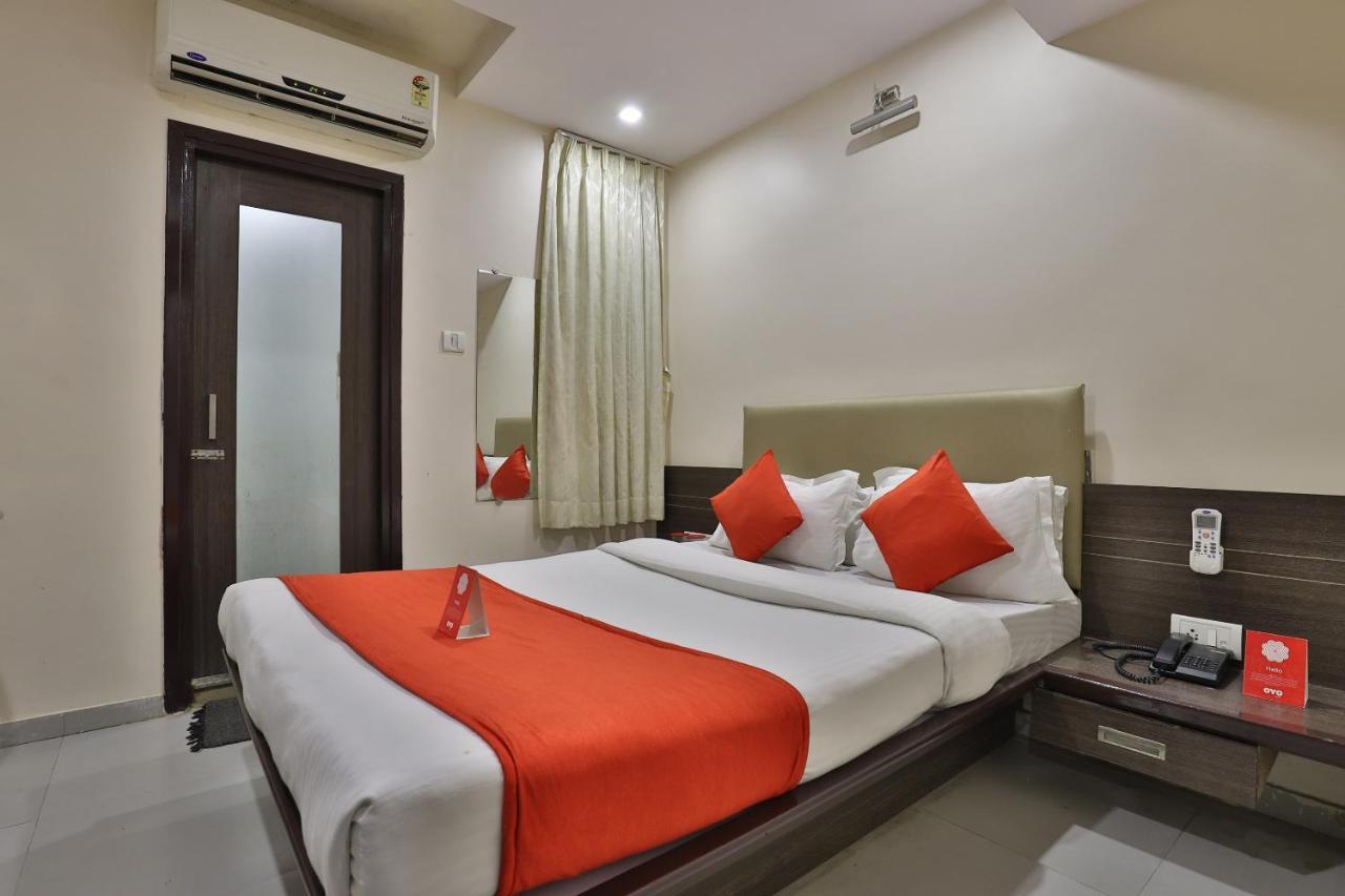 New Rajdhani Hotel 巴罗达 外观 照片